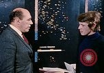 Standbild zwei grüne Plan technische Mitarbeiter Beirut Libanon, 1968, aus Sekunde 33 historischem Filmmaterial Videoclip 65675025907