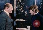 Standbild zwei grüne Plan technische Mitarbeiter Beirut Libanon, 1968, aus Sekunde 36 historischem Filmmaterial Videoclip 65675025907
