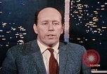 Standbild zwei grüne Plan technische Mitarbeiter Beirut Libanon, 1968, aus Sekunde 61 historischem Filmmaterial Videoclip 65675025907