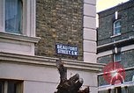 Standbild Beaufort Street London England Vereinigtes Königreich, 1968, aus Sekunde 30 historischem Filmmaterial Videoclip 65675025908