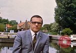 Immagine di Banca di fiume Regno Unito, 1968, secondo 23 filmato di repertorio 65675025909