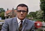Immagine di Banca di fiume Regno Unito, 1968, secondo 55 filmato di repertorio 65675025909