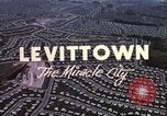 Standbild Stadt Levittown Bucks County Pennsylvania United States USA, 1959, aus Sekunde 9 historischem Filmmaterial Videoclip 65675025920