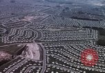 Standbild Stadt Levittown Bucks County Pennsylvania United States USA, 1959, aus Sekunde 16 historischem Filmmaterial Videoclip 65675025920