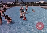 Standbild Stadt Levittown Bucks County Pennsylvania United States USA, 1959, aus Sekunde 42 historischem Filmmaterial Videoclip 65675025920