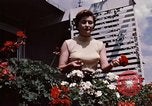 Standbild Suburbia und suburbanen Lebensstil in Levittown Bucks County Pennsylvania United States USA, 1959, aus Sekunde 56 historischem Filmmaterial Videoclip 65675025921