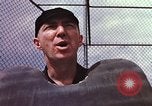 Standbild Suburbia und suburbanen Lebensstil in Levittown Bucks County Pennsylvania United States USA, 1959, aus Sekunde 57 historischem Filmmaterial Videoclip 65675025921