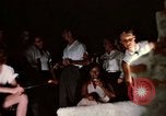 Immagine di La vita sociale degli anni cinquanta Levittown sobborgo precoce Bucks County Pennsylvania United States USA, 1959, secondo 13 filmato di repertorio 65675025922
