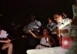 Immagine di La vita sociale degli anni cinquanta Levittown sobborgo precoce Bucks County Pennsylvania United States USA, 1959, secondo 18 filmato di repertorio 65675025922