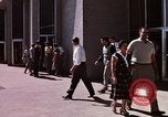 Immagine di La vita sociale degli anni cinquanta Levittown sobborgo precoce Bucks County Pennsylvania United States USA, 1959, secondo 38 filmato di repertorio 65675025922