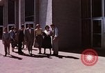 Immagine di La vita sociale degli anni cinquanta Levittown sobborgo precoce Bucks County Pennsylvania United States USA, 1959, secondo 44 filmato di repertorio 65675025922