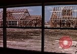 Image la vie dans Levittown Bucks County Pennsylvania United States USA, 1959, de la seconde 3 séquences d'archives historiques vidéo 65675025924