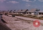 Image la vie dans Levittown Bucks County Pennsylvania United States USA, 1959, de la seconde 16 séquences d'archives historiques vidéo 65675025924