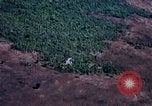 Immagine di OH6A elicotteri Il Vietnam, 1969, secondo 16 filmato di repertorio 65675025955