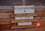 Image L'exercice de leur diplôme sous-officier Dong Tam Vietnam, 1969, de la seconde 20 séquences d'archives historiques vidéo 65675025959