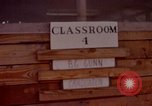 Image L'exercice de leur diplôme sous-officier Dong Tam Vietnam, 1969, de la seconde 34 séquences d'archives historiques vidéo 65675025959