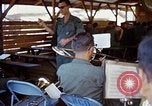 Image L'exercice de leur diplôme sous-officier Dong Tam Vietnam, 1969, de la seconde 48 séquences d'archives historiques vidéo 65675025959