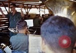 Image L'exercice de leur diplôme sous-officier Dong Tam Vietnam, 1969, de la seconde 56 séquences d'archives historiques vidéo 65675025959