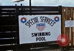 Standbild Swimmingpool Dong Tam Vietnam, 1969, aus Sekunde 4 historischem Filmmaterial Videoclip 65675025963