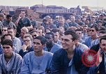Standbild Bob Hope anzeigen Pleiku Süd Vietnam Camp Enari, 1967, aus Sekunde 3 historischem Filmmaterial Videoclip 65675025969