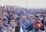 Standbild Bob Hope anzeigen Pleiku Süd Vietnam Camp Enari, 1967, aus Sekunde 10 historischem Filmmaterial Videoclip 65675025969