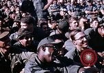 Standbild Bob Hope anzeigen Pleiku Süd Vietnam Camp Enari, 1967, aus Sekunde 36 historischem Filmmaterial Videoclip 65675025970
