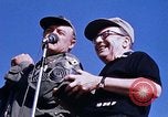 Standbild Bob Hope anzeigen Pleiku Süd Vietnam Camp Enari, 1967, aus Sekunde 47 historischem Filmmaterial Videoclip 65675025970