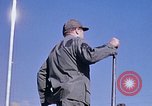 Standbild Bob Hope anzeigen Pleiku Süd Vietnam Camp Enari, 1967, aus Sekunde 55 historischem Filmmaterial Videoclip 65675025970