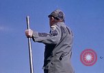 Standbild Bob Hope anzeigen Pleiku Süd Vietnam Camp Enari, 1967, aus Sekunde 60 historischem Filmmaterial Videoclip 65675025970