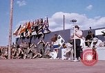 Standbild Bob Hope anzeigen Pleiku Süd Vietnam Camp Enari, 1967, aus Sekunde 28 historischem Filmmaterial Videoclip 65675025971
