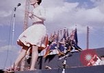 Immagine di Bob Hope Visualizza Pleiku Vietnam del Sud Camp Enari, 1967, secondo 19 filmato di repertorio 65675025972
