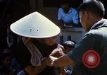 Immagine di MEDCAP Tan Tru lungo un Vietnam del Sud, 1967, secondo 52 filmato di repertorio 65675025978