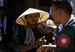Immagine di MEDCAP Tan Tru lungo un Vietnam del Sud, 1967, secondo 57 filmato di repertorio 65675025978