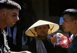 Immagine di MEDCAP Tan Tru lungo un Vietnam del Sud, 1967, secondo 62 filmato di repertorio 65675025978