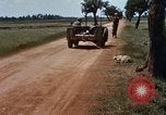 Immagine di Booby intrappolato Viet Cong rimane Il Vietnam, 1967, secondo 45 filmato di repertorio 65675025979