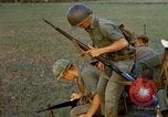 Standbild USA Soldaten Vietnam, 1967, aus Sekunde 47 historischem Filmmaterial Videoclip 65675025980