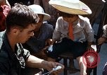 Immagine di I civili trattate sotto di noi medici azione civica programma (MEDCAP) Il Vietnam, 1967, secondo 10 filmato di repertorio 65675025981