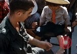 Immagine di I civili trattate sotto di noi medici azione civica programma (MEDCAP) Il Vietnam, 1967, secondo 19 filmato di repertorio 65675025981