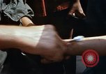 Immagine di I civili trattate sotto di noi medici azione civica programma (MEDCAP) Il Vietnam, 1967, secondo 32 filmato di repertorio 65675025981