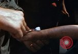 Immagine di I civili trattate sotto di noi medici azione civica programma (MEDCAP) Il Vietnam, 1967, secondo 36 filmato di repertorio 65675025981