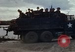 Immagine di Soldati informato Tan Tru Vietnam, 1967, secondo 15 filmato di repertorio 65675025982