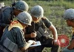 Immagine di Soldati informato Tan Tru Vietnam, 1967, secondo 47 filmato di repertorio 65675025982