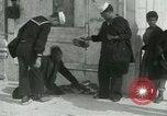 Immagine di Visita di marinai Gerusalemme Palestina, 1922, secondo 38 filmato di repertorio 65675025993