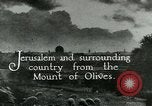 Immagine di Visita di marinai Gerusalemme Palestina, 1922, secondo 5 filmato di repertorio 65675025994