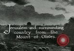 Immagine di Visita di marinai Gerusalemme Palestina, 1922, secondo 6 filmato di repertorio 65675025994