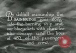 Immagine di USS Bainbridge salvataggi di nave ospedale Vinh-Long Europa, 1922, secondo 44 filmato di repertorio 65675026004