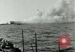 Immagine di USS Bainbridge salvataggi di nave ospedale Vinh-Long Europa, 1922, secondo 62 filmato di repertorio 65675026004
