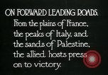 Image Les troupes italiennes positions défensives Première Guerre Mondiale Italie, 1918, de la seconde 20 séquences d'archives historiques vidéo 65675026011