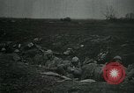 Standbild verwurzelte französische Soldaten an der Marne line Frankreich, 1918, aus Sekunde 26 historischem Filmmaterial Videoclip 65675026012