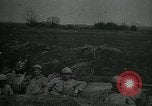 Standbild verwurzelte französische Soldaten an der Marne line Frankreich, 1918, aus Sekunde 32 historischem Filmmaterial Videoclip 65675026012